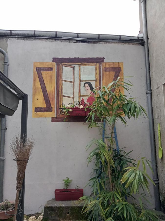 Appartement Le Labyrinthe Du Peintre Bransat Kültér fotó