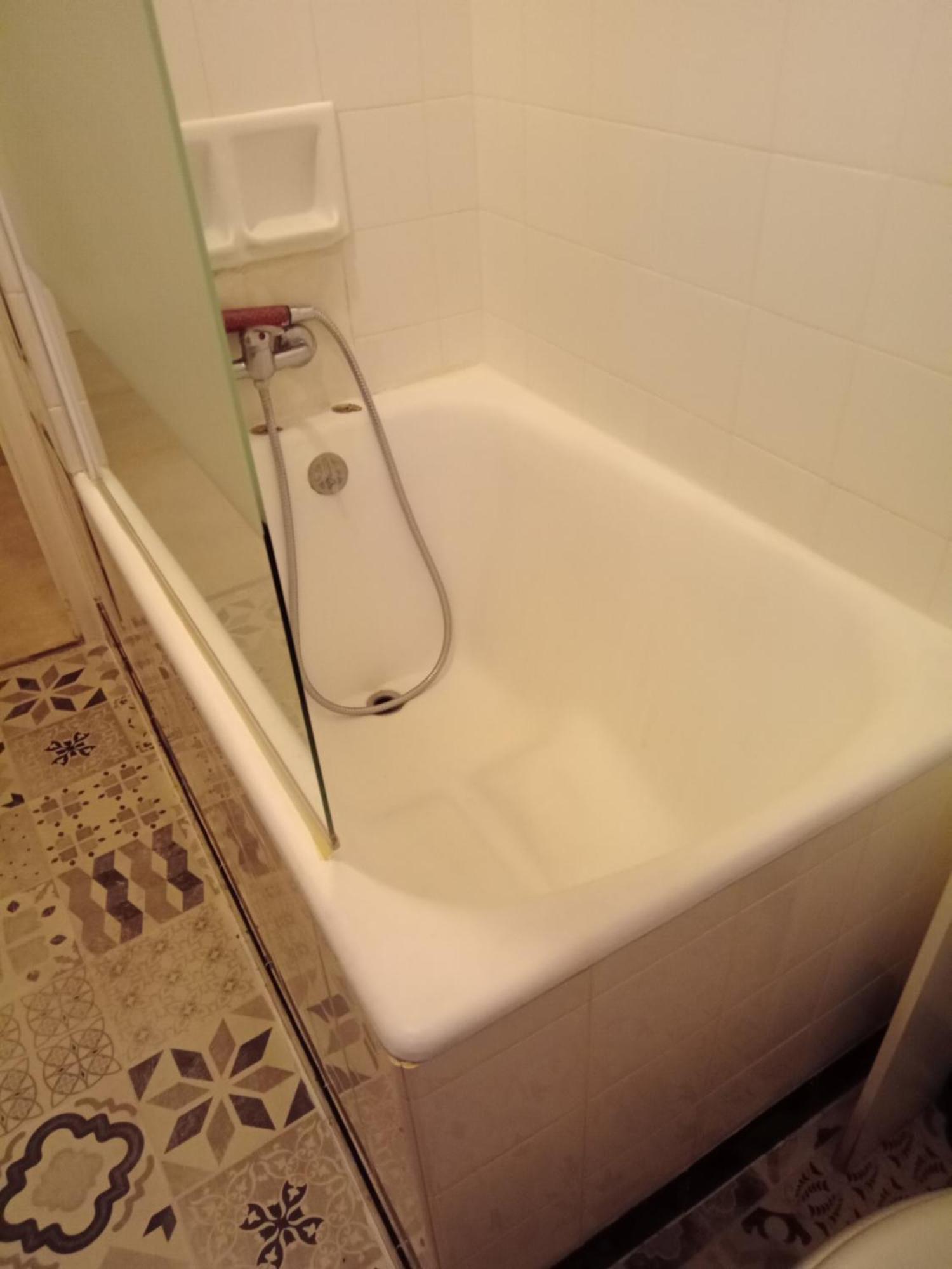 Appartement Le Labyrinthe Du Peintre Bransat Szoba fotó